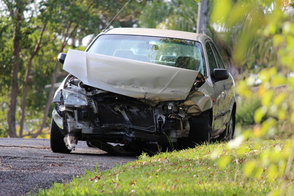 damaged cars removal