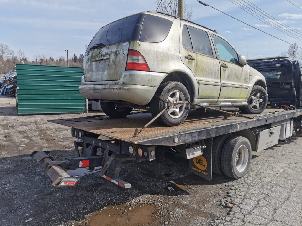 4WD Car Removal in Adelaide